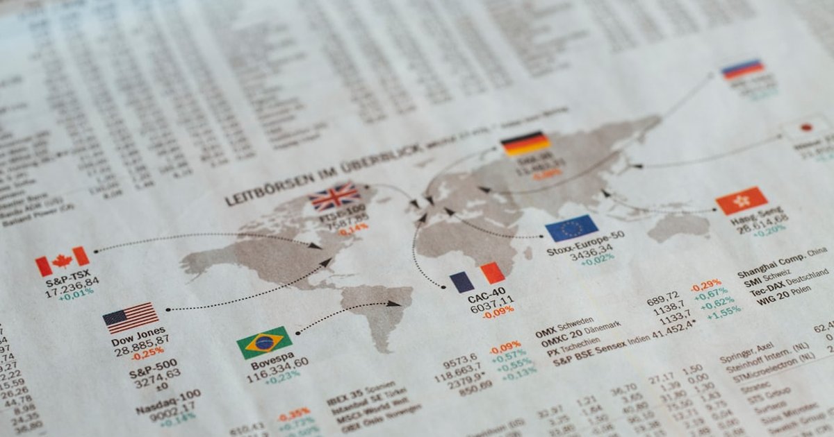 Evita pagar de más en costes notariales y registros por país